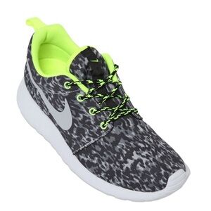 Nike Roshe Run Leopard Print Athletic Shoe Cool Grey/Wolf Grey•Volt•Black
